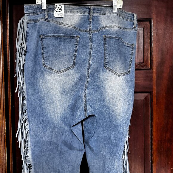 FTF Fashion To Figure 👖 Fringe Jeans -The Skinny Size 20 NWT - Picture 3 of 4